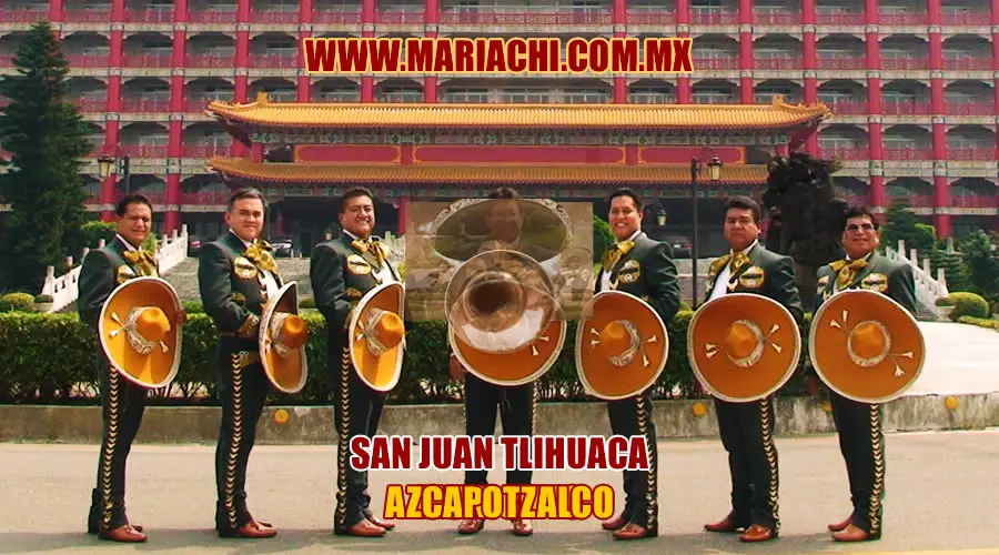 Mariachis en San Juan Tlihuaca 